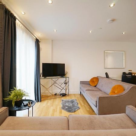 Modern 2 Bed Apartment With Juliet Balcony - Dhb Stays Leeds  Exterior photo